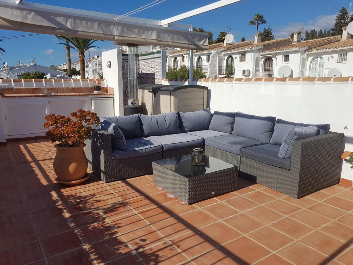 Bonita Villa En Nerja Casa Palomas Eksteriør billede